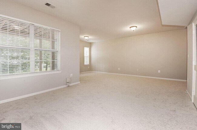 Building Photo - 21264 Victorias Cross Terrace