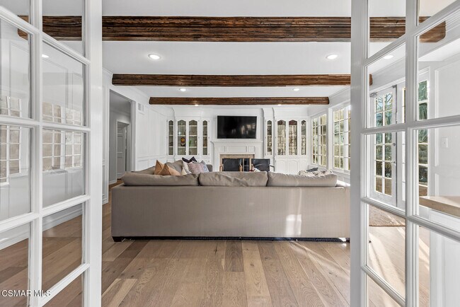 Building Photo - 29621 Ridgeway Dr