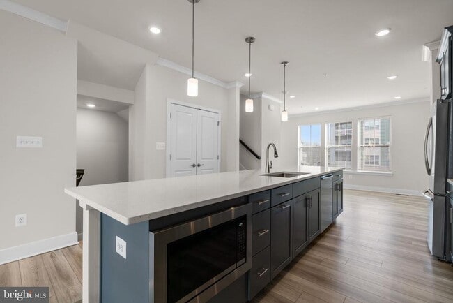 Building Photo - 311 Lentic Ln