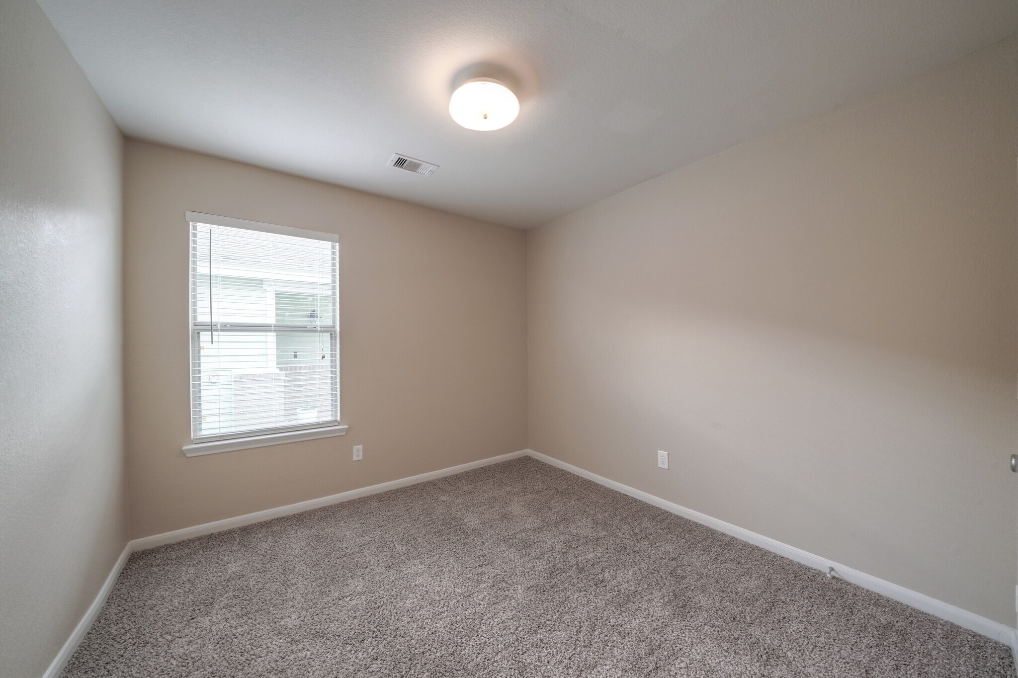 Building Photo - 20727 Cypress Crescent Ln