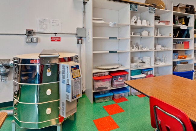 Building Photo - 21314 W Crimson Ct