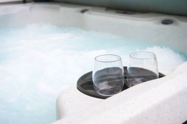 Building Photo - 303 E Washington St