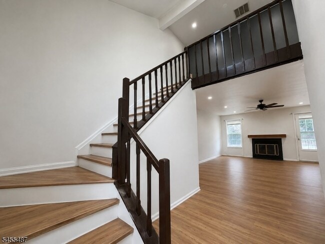 Building Photo - 121 Harrow Dr