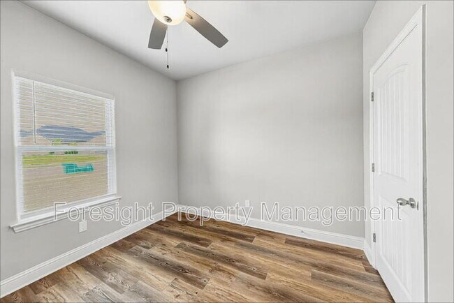 Building Photo - 2902 Orchid Dr