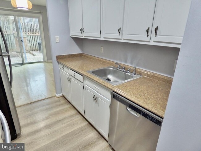 Building Photo - 2975 Cashel Ln