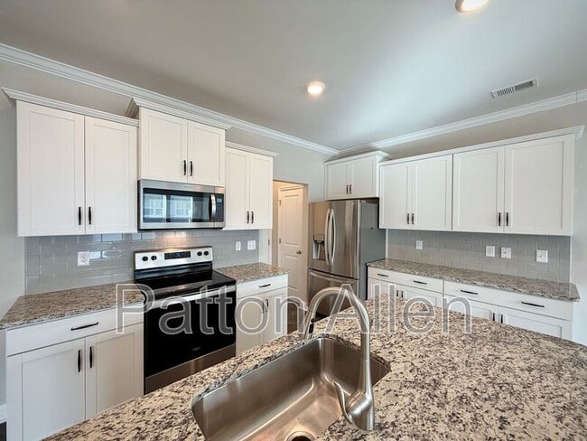 Building Photo - 567 Big Sur Lp