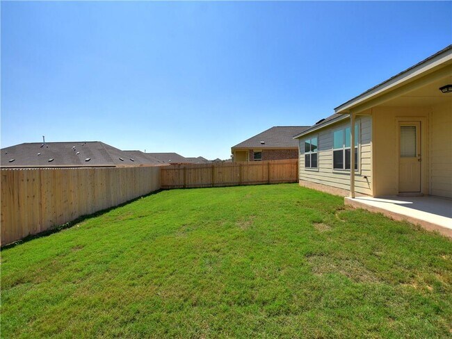Building Photo - 21413 Wilmiller Ln