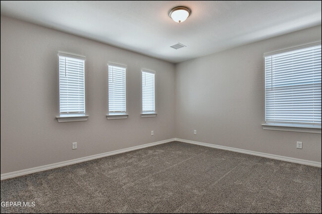 Building Photo - 12868 Star Gaze Ave