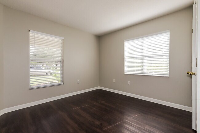 Building Photo - 10601 Boyette Creek Blvd