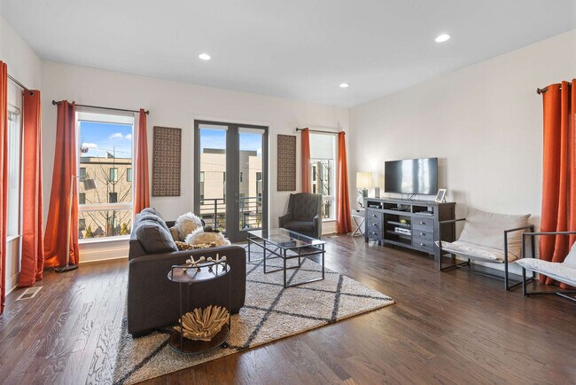 Building Photo - 1109 Archer St