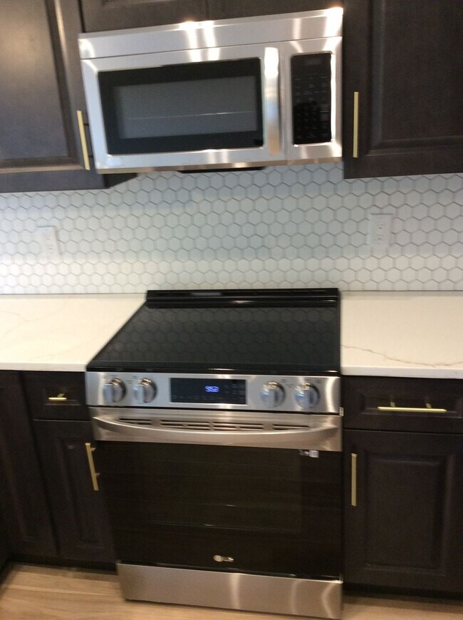 Building Photo - 1615 Ogden St