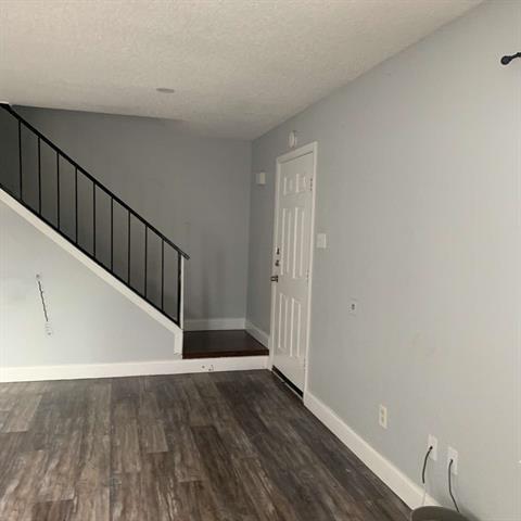 Building Photo - 3931 N Garland Ave