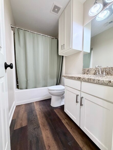 Building Photo - 237 Nederland Ave