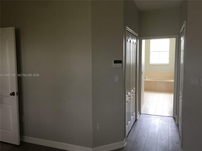 Building Photo - 14512 SW 10th St