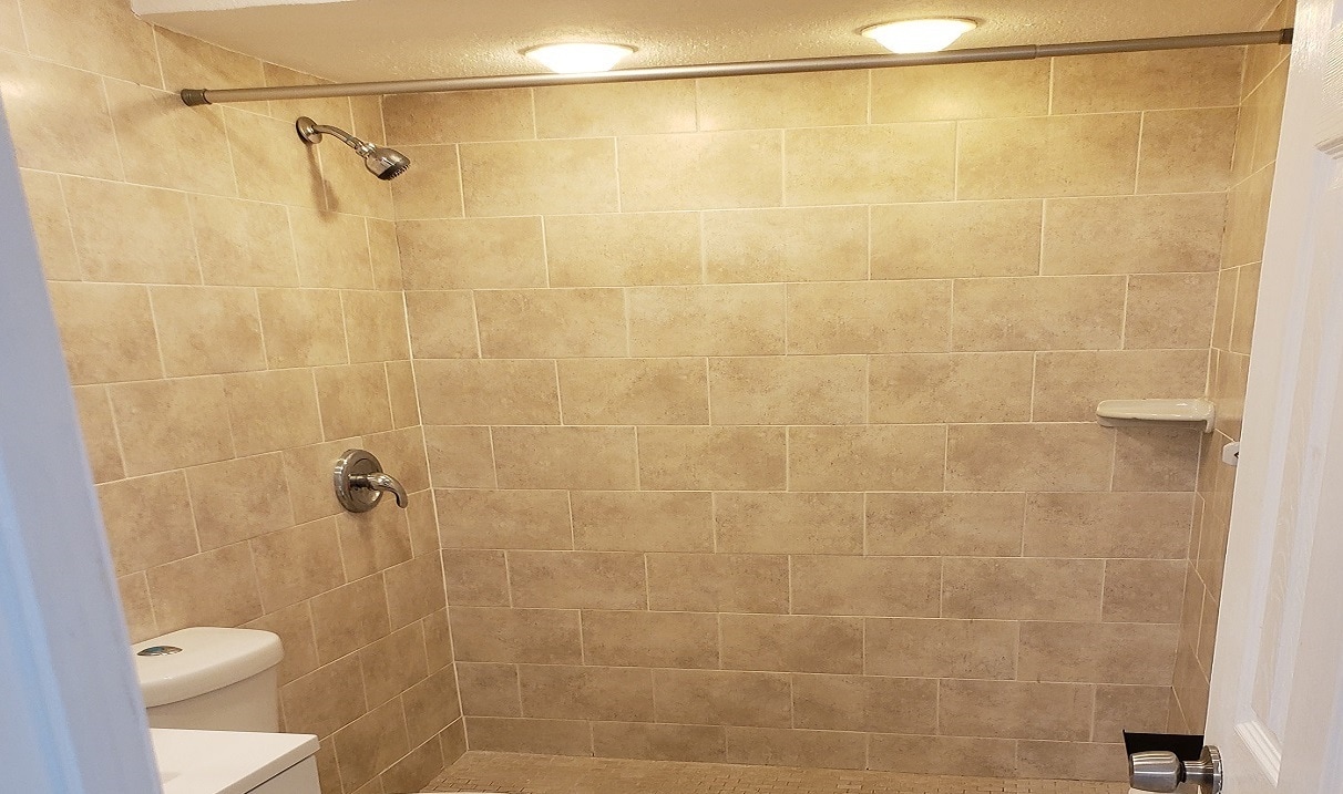 Building Photo - 200 S Birch Rd