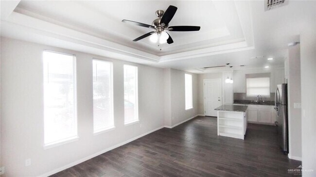 Building Photo - 13 Cathedral Hl