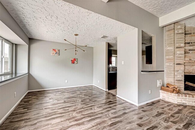 Building Photo - 14110 Taco Ct