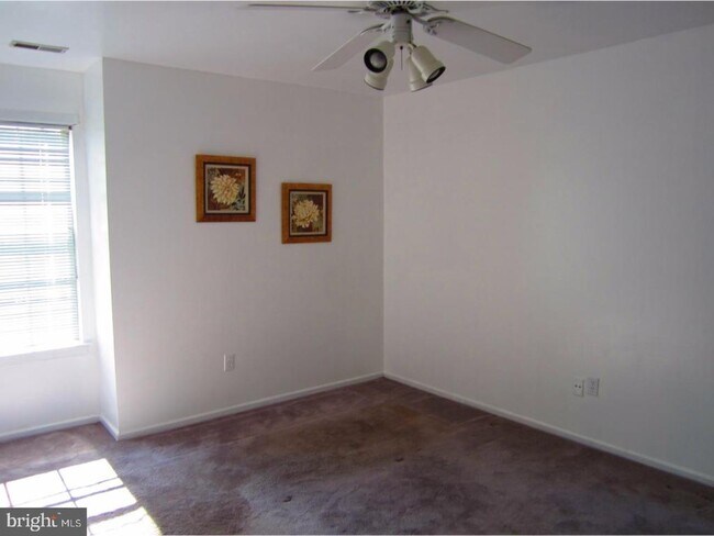 Building Photo - 296 Tavistock Rd