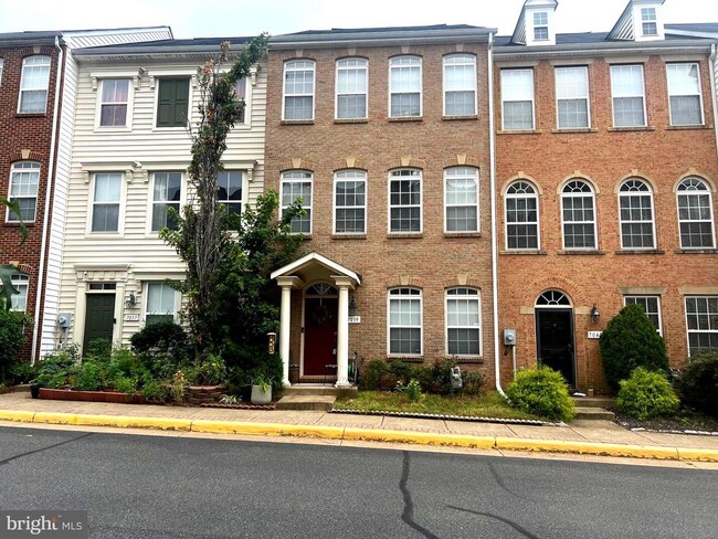 Building Photo - 7039 Little Thames Drive