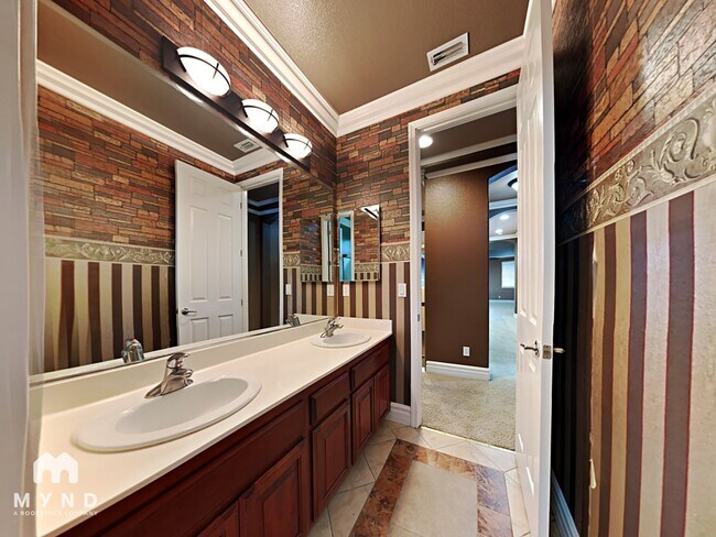 Building Photo - 9351 Palmerson Dr