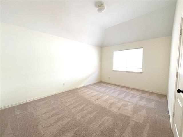 Building Photo - 3904 Evesham Dr