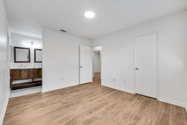 Building Photo - 13388 Wisteria Pl