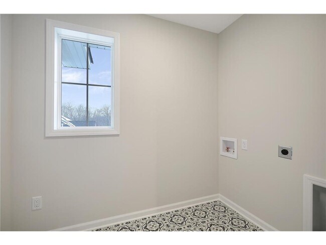 Building Photo - 10172 Arrowwood Trl