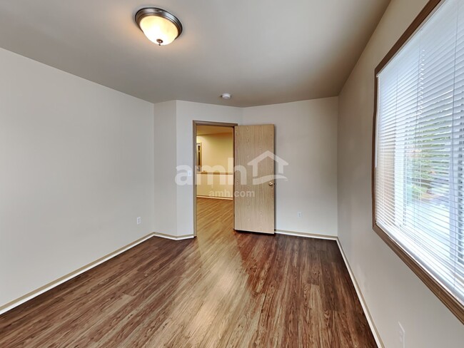 Building Photo - 30132 36th Pl S