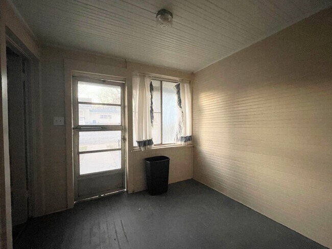 Building Photo - Nice 2 bedroom home in Arlington