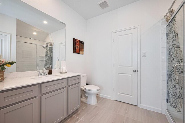 Building Photo - 5435 Holly Hvn Ct