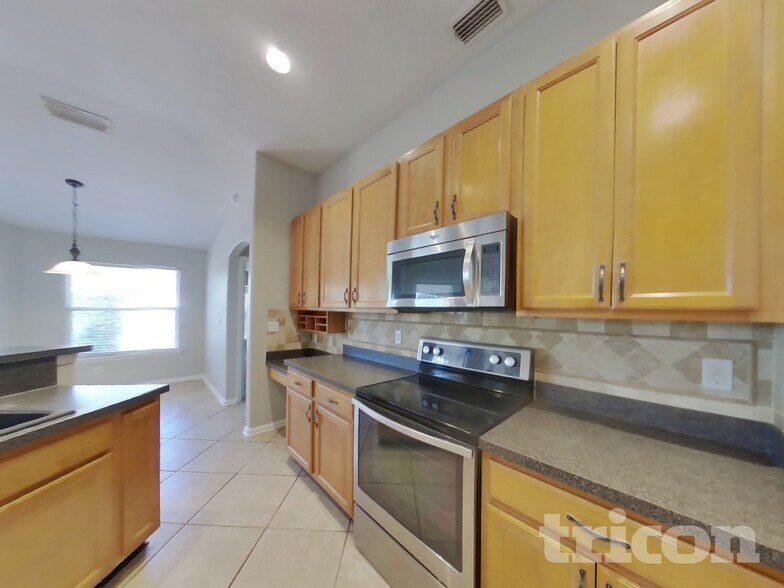 Building Photo - 5427 Spring Ridge Ct