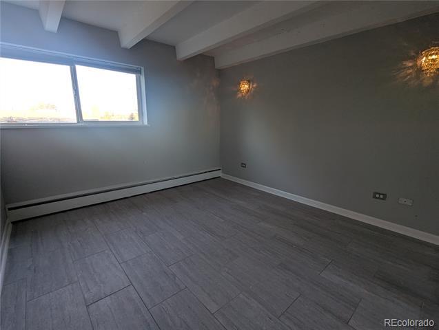 Building Photo - 200 N Pearl St