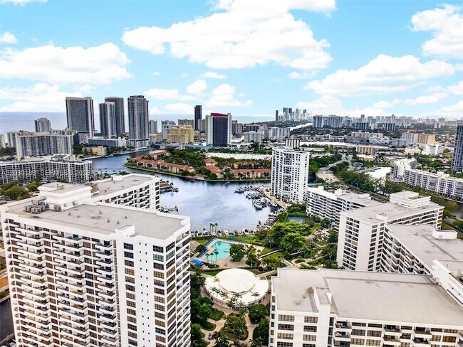 Building Photo - 500 Three Islands Boulevard