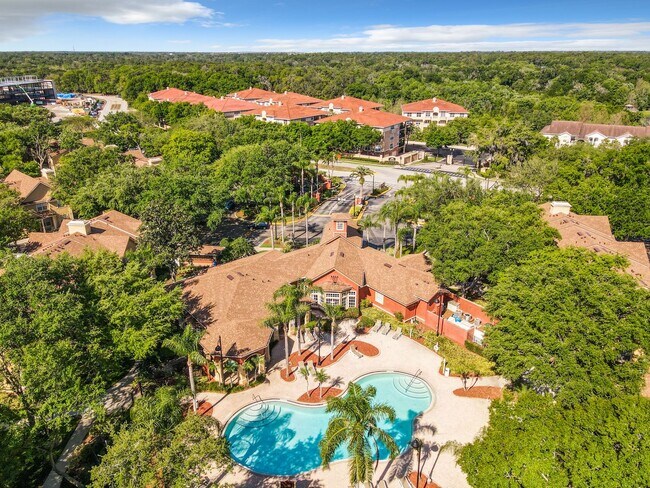 Building Photo - 828 Grand Regency Pointe