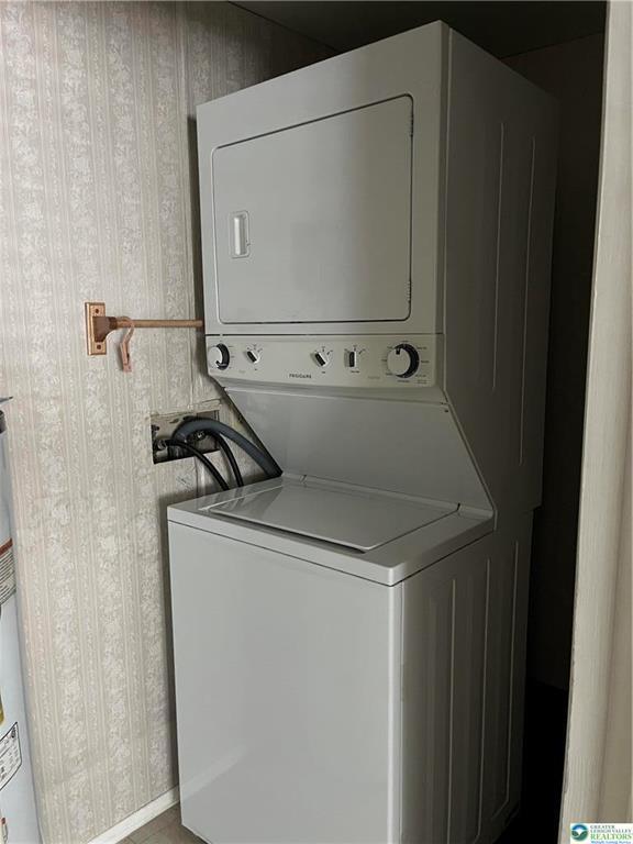 Building Photo - 328 Carver Dr