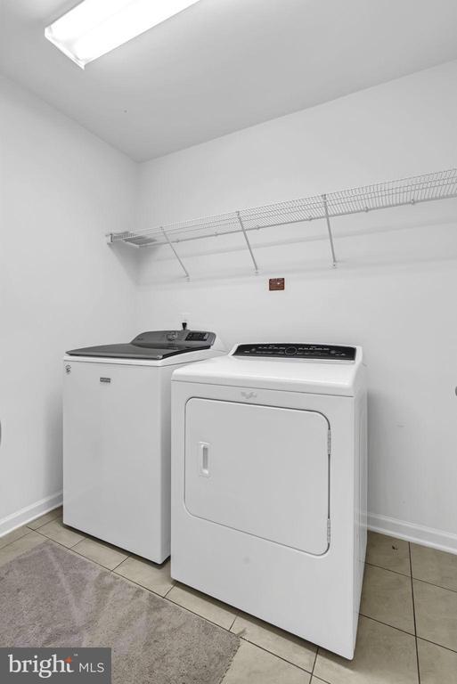 Building Photo - 40560 Aldie Springs Dr