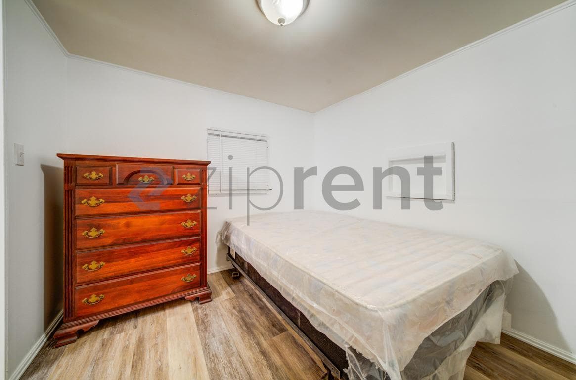 Building Photo - 27466 US Hwy 19 N