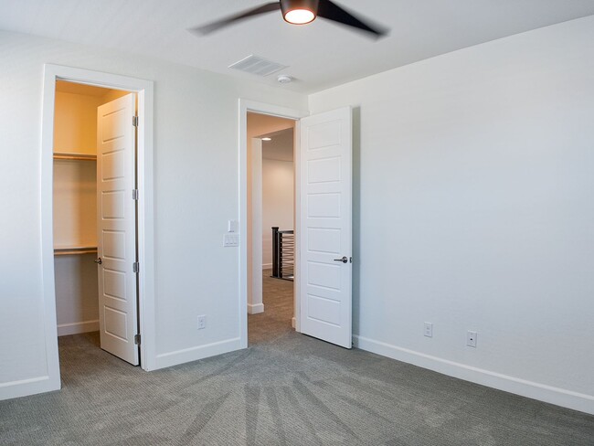 Building Photo - Exquisite Luxury Rental in Prestigious Gated Tule Springs Community