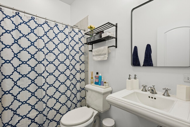 Building Photo - 1709 N Crilly Ct