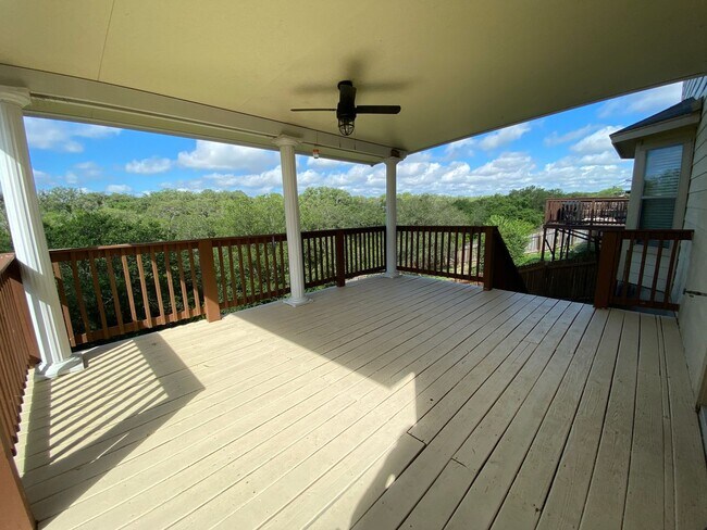 Building Photo - Move In Ready Home in Wolf Creek!