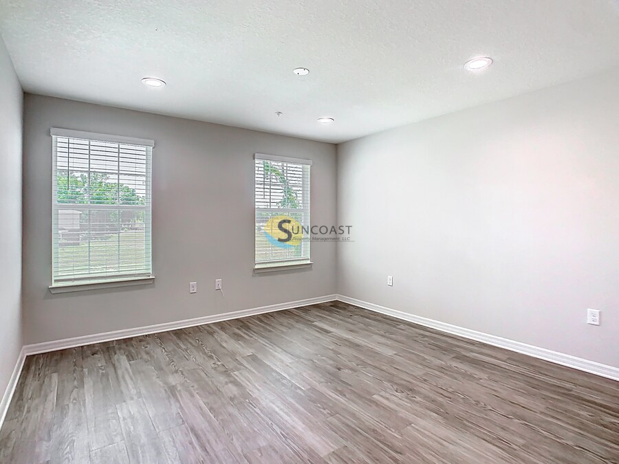 Building Photo - 3821 SW 43rd Ct