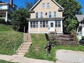 Building Photo - 705 1/2 25th St - 705 1/2