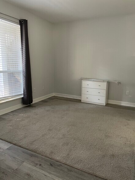 Building Photo - 7412 Ashfield Ct