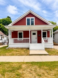Building Photo - 1643 Villa St