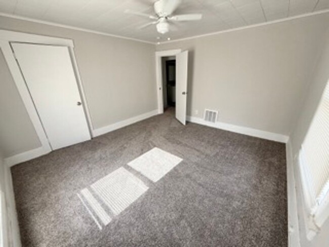 Building Photo - 3 Bed 1 Bath in Middletown