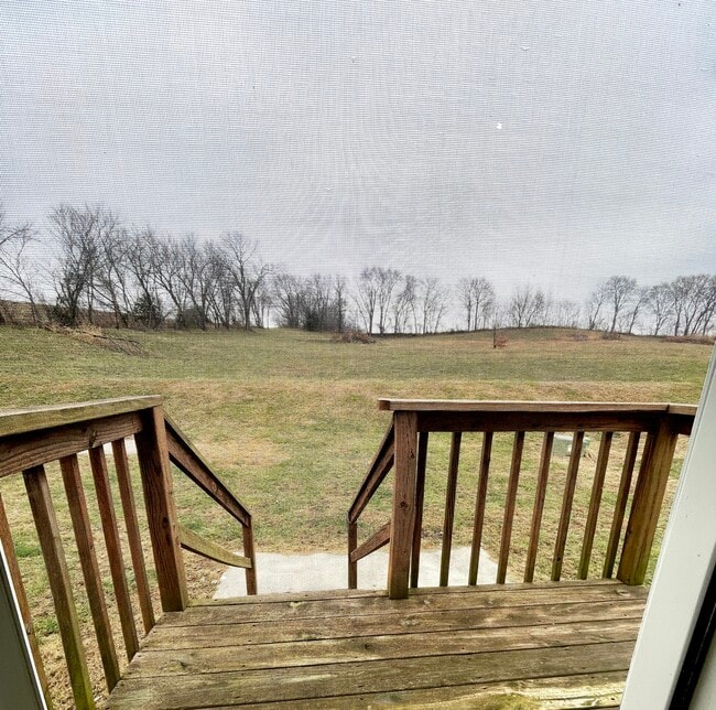 Building Photo - 408 Summerset Dr