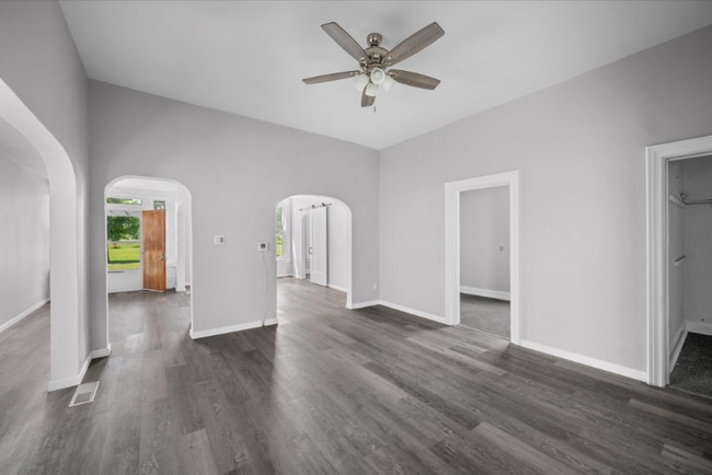 Building Photo - 416 Colburn St