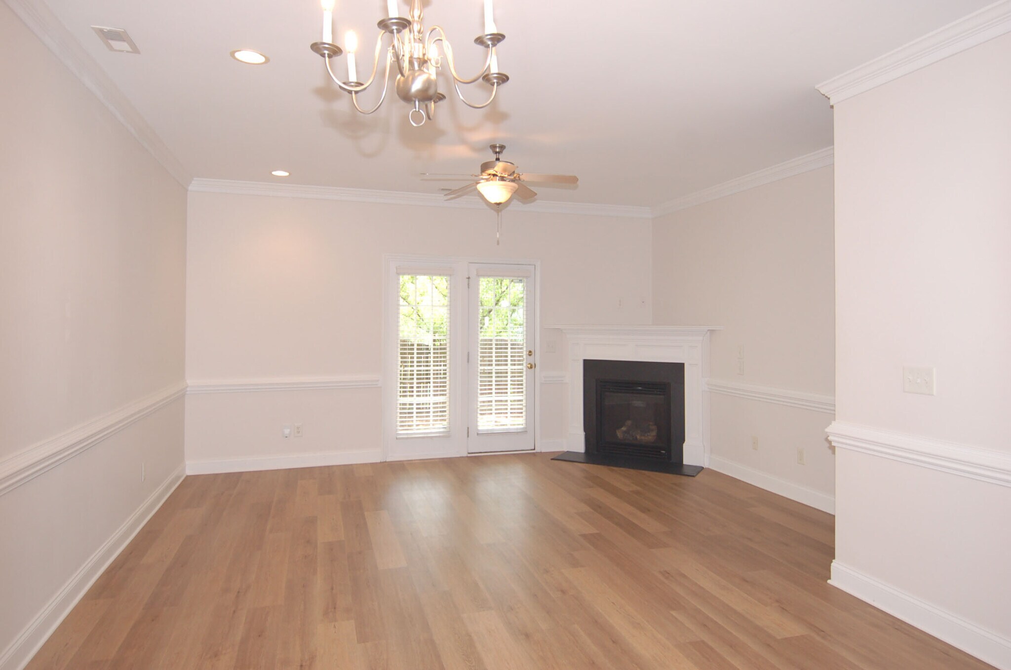 Building Photo - 133 Old Grove Ln