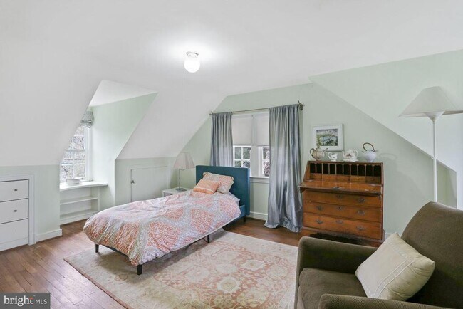 Building Photo - 3743 Upton St NW