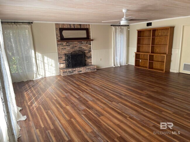 Building Photo - 6621 Purvis Rd